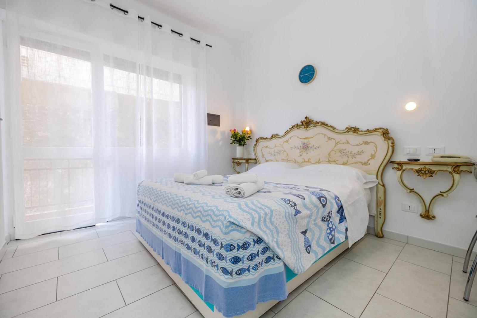 B&B Oasi Finale Ligure Bagian luar foto